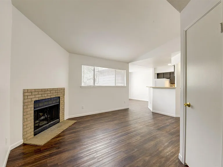 7200 W T C Jester Blvd #904 — Photo 7