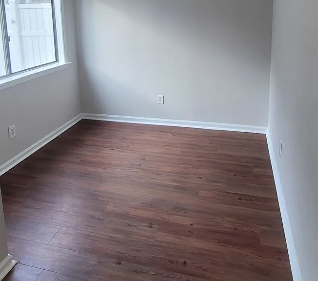 7237 Sandy Creek Dr — Photo 3