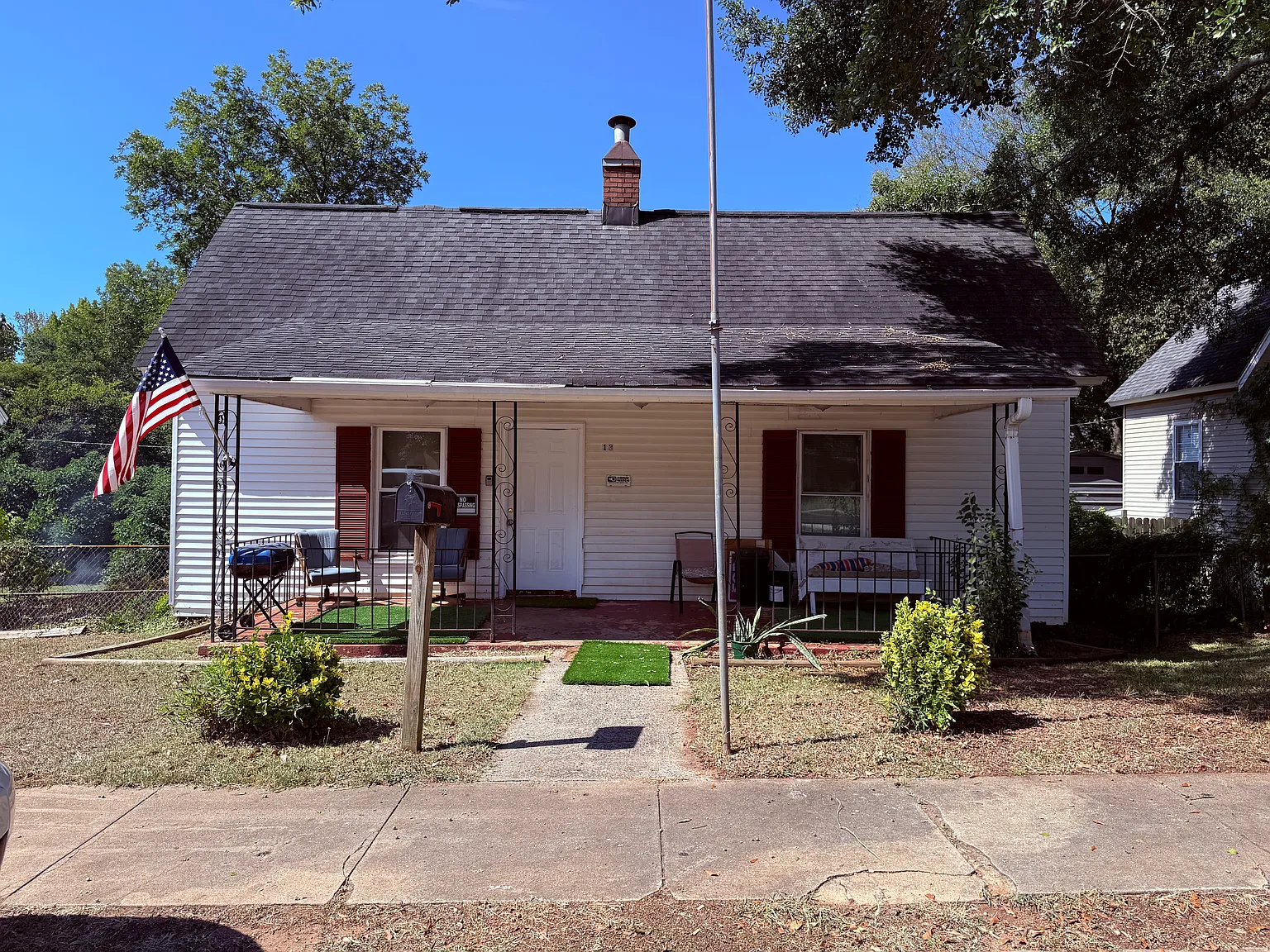 2 bed, 890 sqft, $1,450 — Photo 1