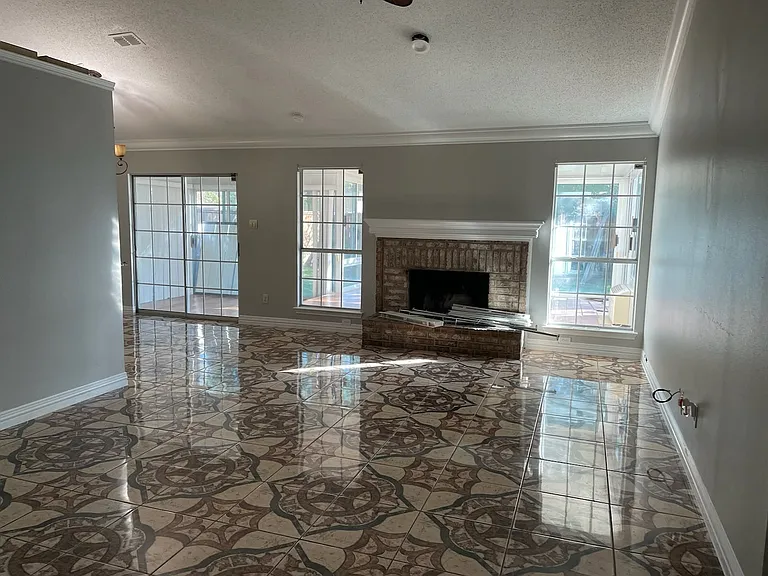313 Creekwood Ln #1 — Photo 6