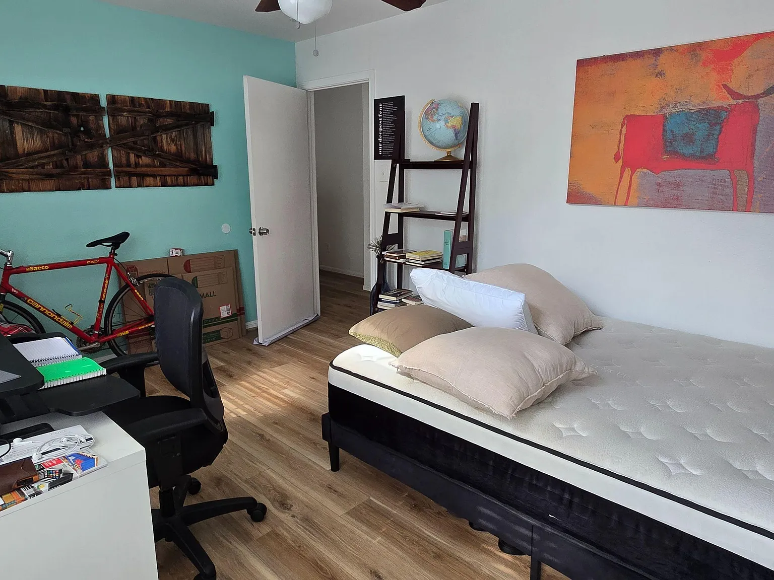 2 bed, 2.5 bath, 1958 sqft, $1,035 — Photo 3