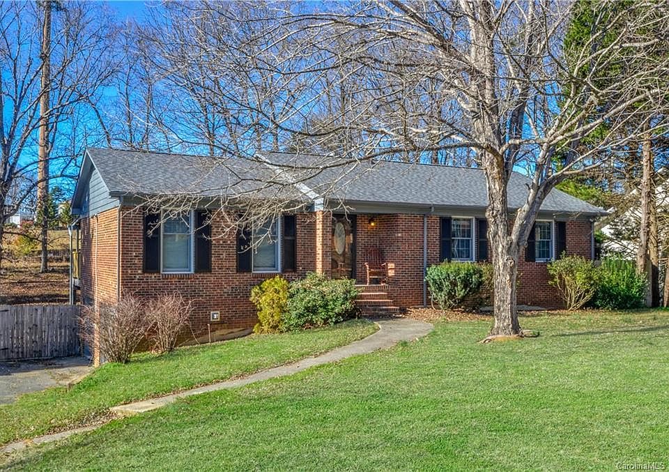 1st image of 3321 Blackvine Dr