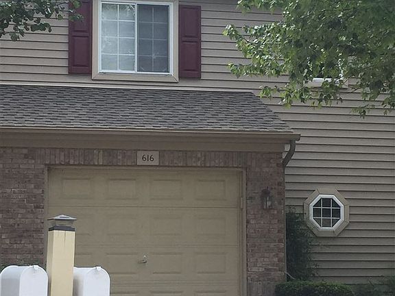 2nd image of 616 Bayberry Ct W