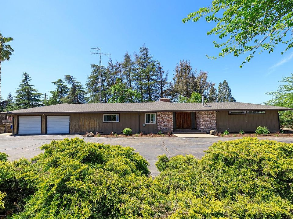 1st image of 9321 Meadow Dr