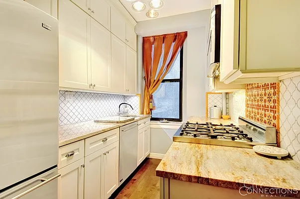 Sold by City Connections Realty | media 30