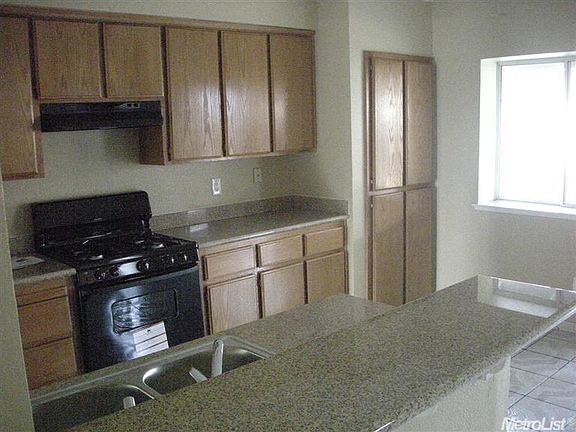5th image of 744 Cherrywood Ct