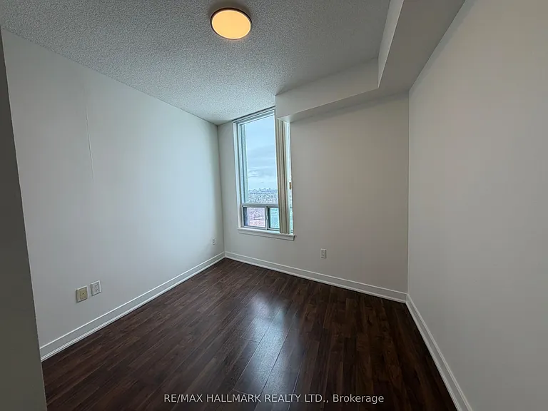 5740 Yonge St #1805 — Photo 17