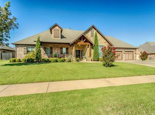 1839 Buckskin Ct, Blanchard, OK 73010
