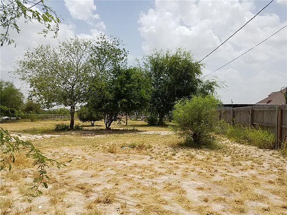 5th image of 4108 Margot Dr