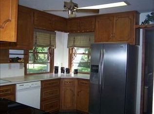 414 Morningside Ln, Newton, KS 67114