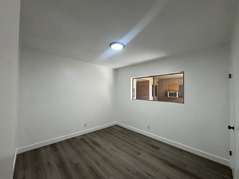 7810 Stewart And Gray Rd #D — Photo 11