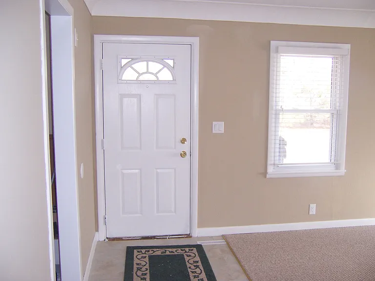 1261 Crosstown Blvd NW — Photo 10