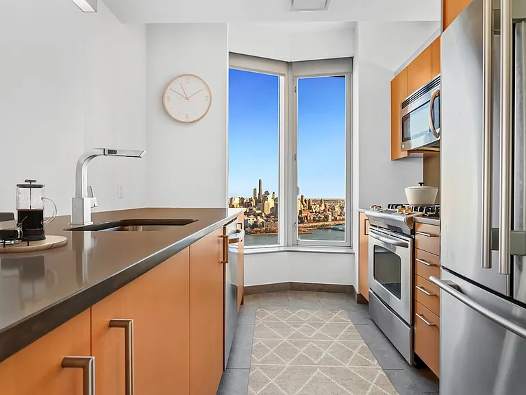 8 Spruce St #36A — Photo 4