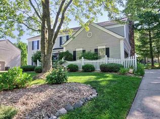 1140 Whispering Knoll Ln, Rochester Hills, MI 48306