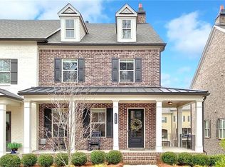 1990 Forte Ln, Alpharetta, GA 30009