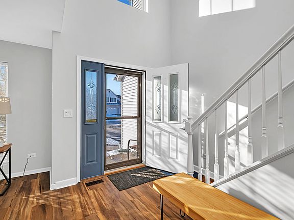 5th image of 1710 Tall Oaks Dr