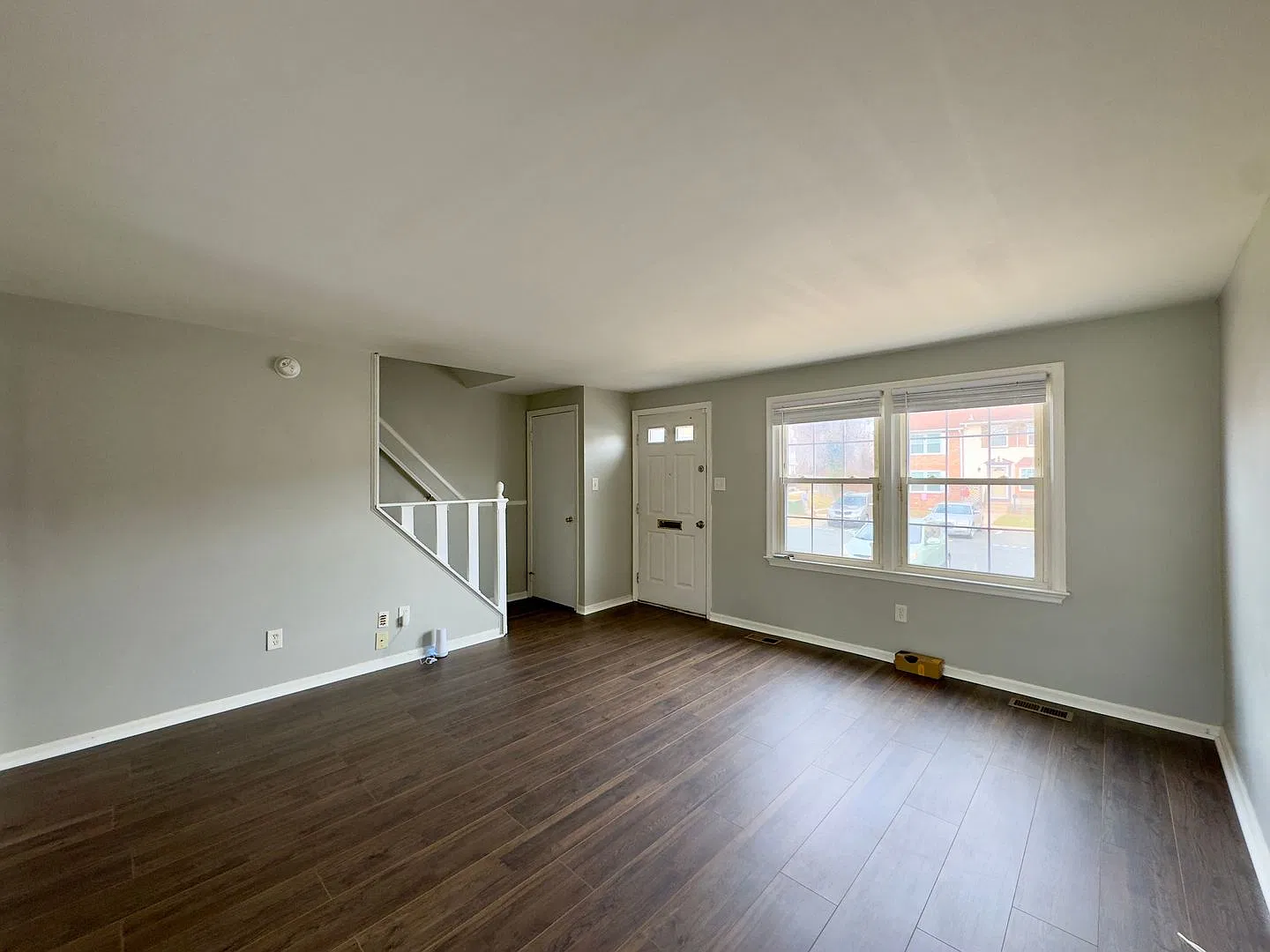 Charming 3BD/1.5BA Townhome in Rosedale, MD! — Photo 4