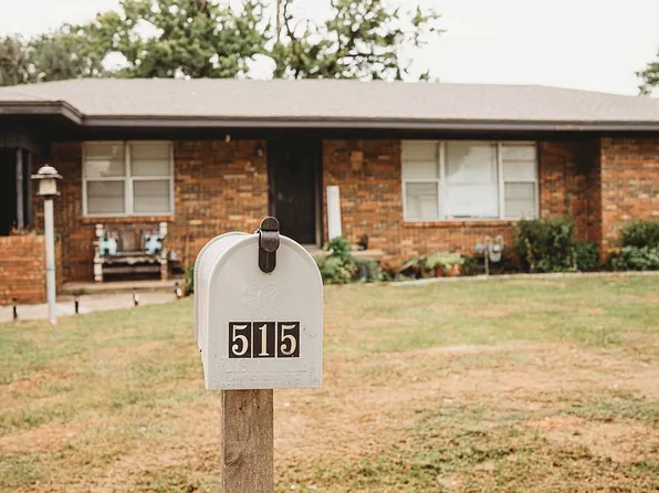 515 Kerr Ave, Pauls Valley, OK 73075