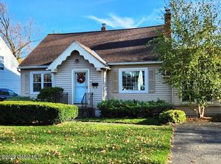 324 Sullivan Rd, Schenectady, NY 12304