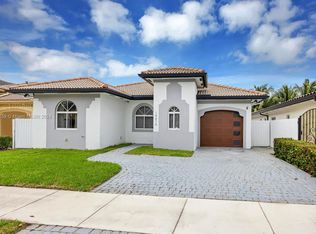 15619 SW 14th St, Miami, FL 33194