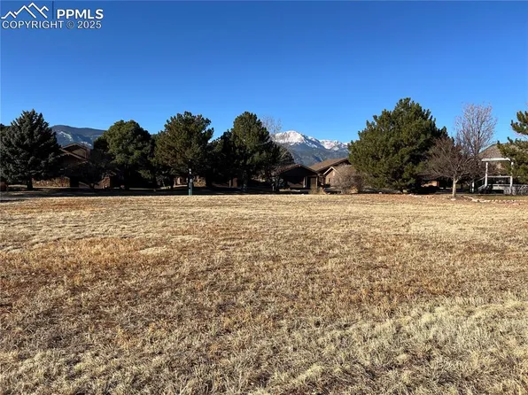3810 Edgecliff Ct, Colorado Springs, CO 80904