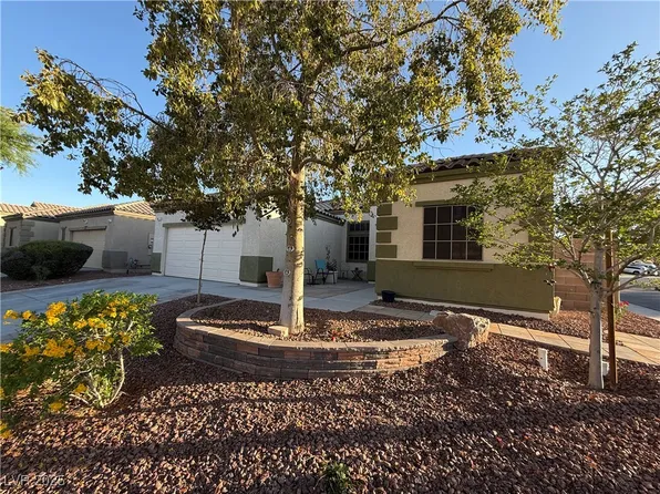 6617 Johnny Love Ln, North Las Vegas, NV 89086
