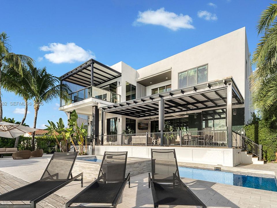 1st image of 1970 NE 119th Rd