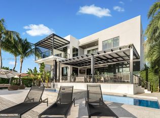 1970 NE 119th Rd, North Miami, FL 33181