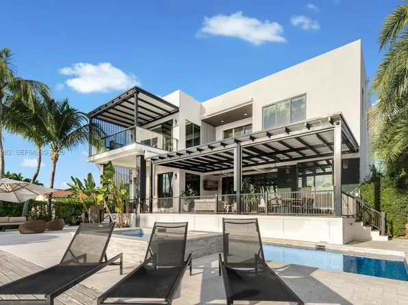 1970 NE 119th Rd, North Miami, FL 33181