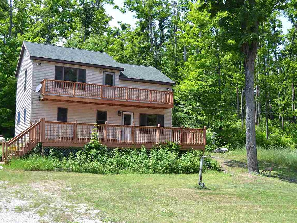 1st image of 444 Sawyer Rd
