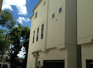 1352 W 25th St, Houston, TX 77008