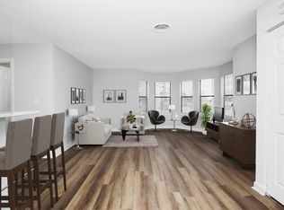 413 W 10th St APT 6C, Charlotte, NC 28202