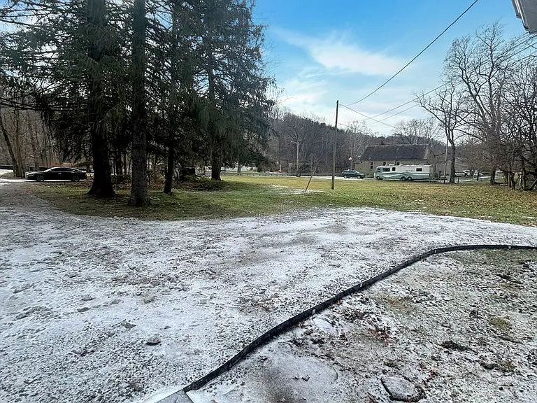 62 Noblestown Rd — Photo 66