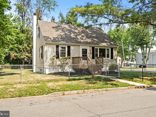 56 Hillman Ave, Ewing, NJ 08638