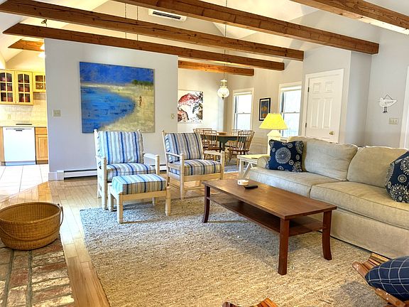 4th image of 18 Masaquet Ave