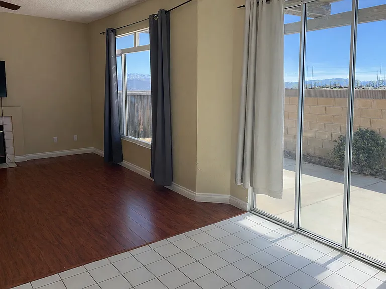 14527 Pony Trail Rd — Photo 5