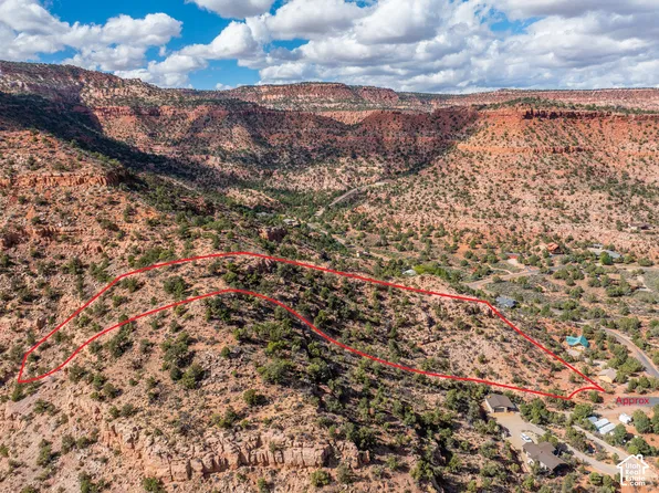 1057 W Vermillion Dr, Kanab, UT 84741