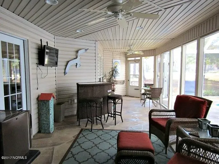 12 Calabash Dr — Photo 2