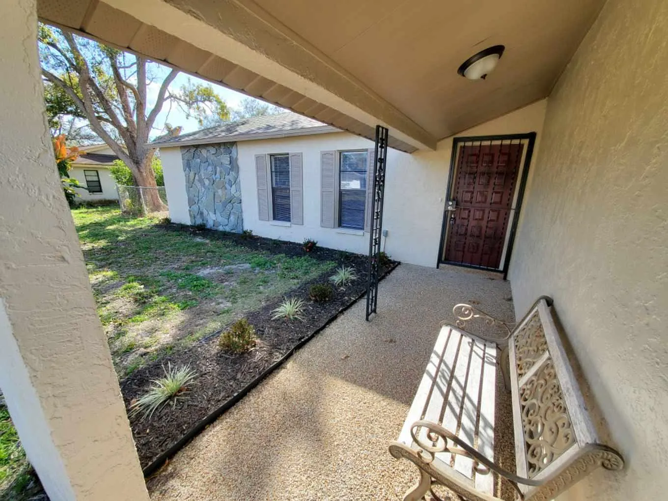 2 bed, 1252 sqft, $2,000 — Photo 2