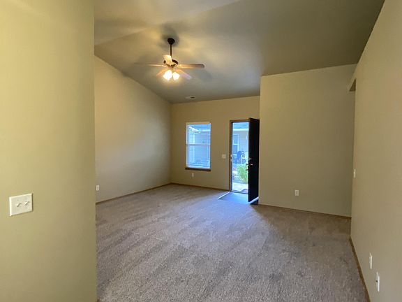5th image of 209 S Dewey Ave #B