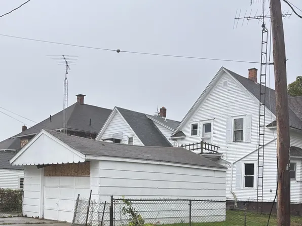 2742 Chestnut St, Toledo, OH 43608