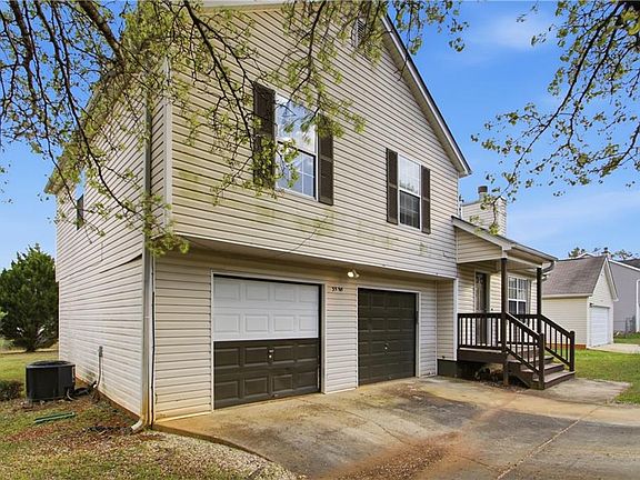 2nd image of 3565 Mosswood Ln