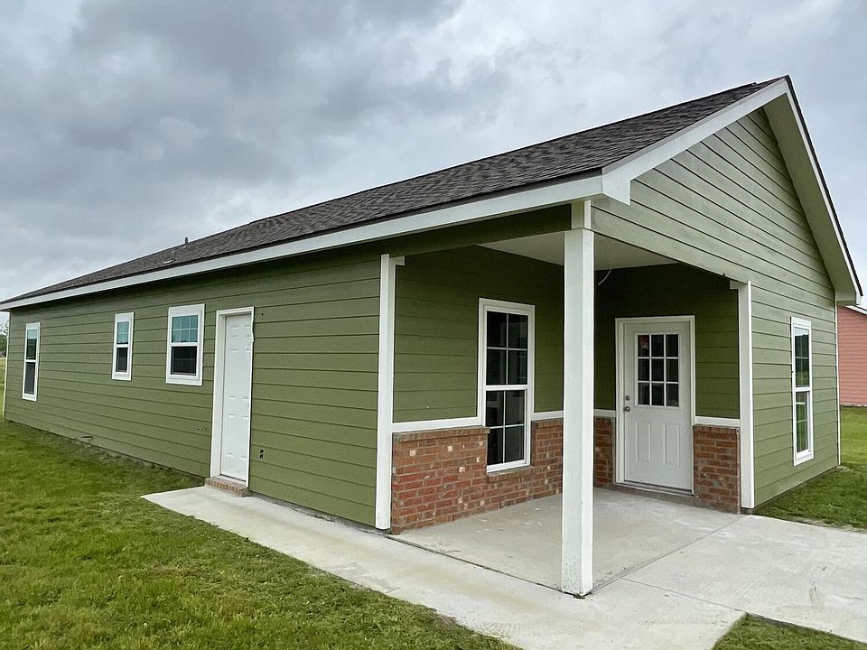 1st image of 187 Village Dr