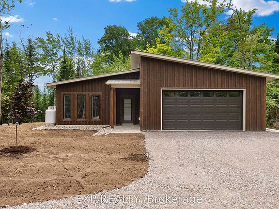 3rd image of 0 Calabogie Rd