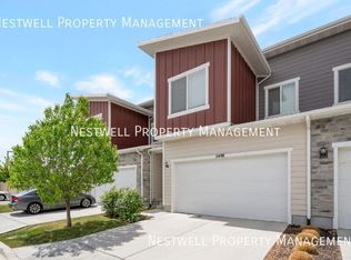 11498 S Hollybrook Loop, South Jordan, UT 84095