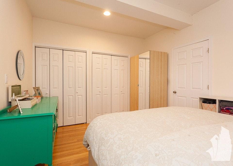 1st image of 3750 N Wilton Ave #4A