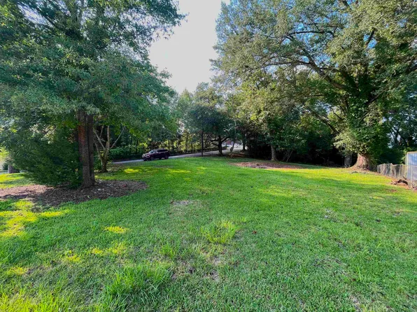 701 E 7th St, West Point, GA 31833