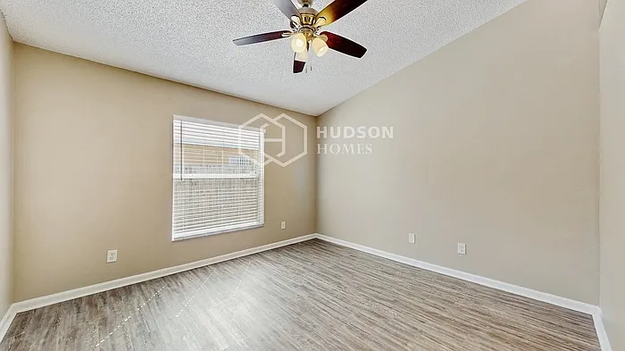 10169 Cody Ln — Photo 11
