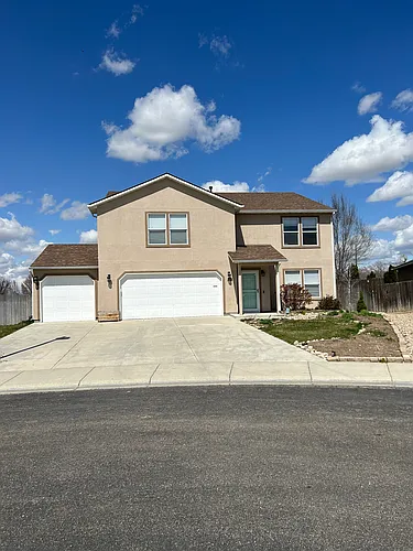 218 E Rose Lake Dr Photo 1
