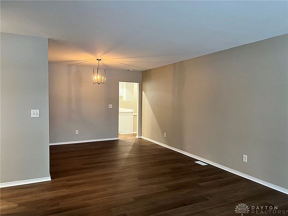 3rd image of 2501 Bellsburg Dr